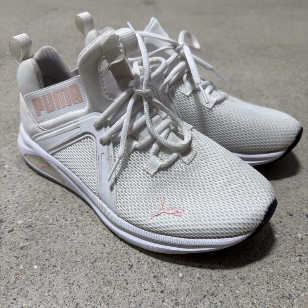 Women’s Puma Sneakers Size 8